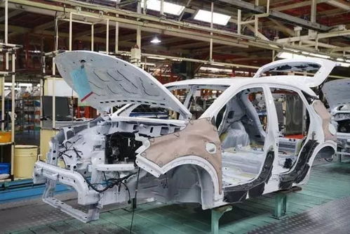 從轟鳴的車(chē)間到精密的裝飾——探訪汽車(chē)制造工廠的隱秘世界